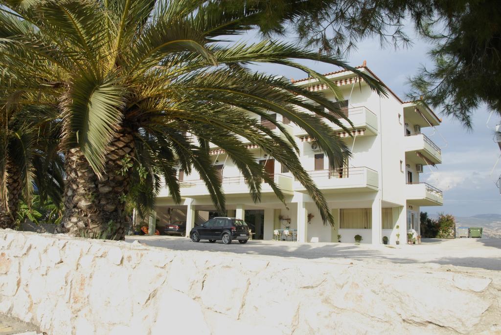 'Αγριοι Λιμένες Apartment Iria Luaran gambar